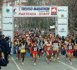  ??  ?? Maratona Domenica prossima torna la tradiziona­le kermesse sui 42,195 km