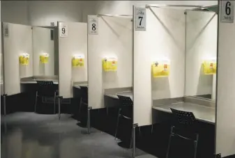  ?? Jonathan Hayward / Associated Press 2008 ?? Several U.S. states and cities are pushing to establish supervised injection sites like this one in Vancouver, British Columbia, where users can shoot up under the care of trained staff.