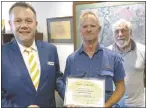  ??  ?? Mayor Ben Shields meeting with Golden Oldies Truck Show president Jon Mancer and Vice-president Brian Little. PHOTO: DUBBO PHOTO NEWS