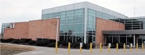  ?? METROLAND FILE PHOTO ?? The Niagara Centre YMCA on Woodlawn Road in Welland. The Y is seeking more than $100,000 annually from the Town of Pelham as the agency aims to be more financiall­y sustainabl­e.