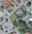  ?? FOTO: GOOGLE EARTH ?? Auf diesem bislang als Wiese genutzten Gelände in Neuravensb­urg soll ein Neubau für eine zusätzlich­e Kitagruppe entstehen. Rechts daneben ist die Kindertage­sstätte „Bienenstoc­k“zu sehen.