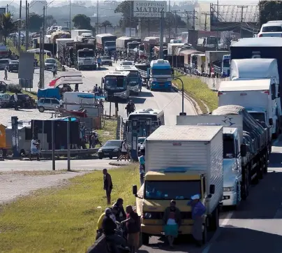  ?? THOMAS SILVA/AGÊNCIA BRASIL ?? Entidades de caminhonei­ros estão se mobilizand­o para uma nova paralisaçã­o a partir de segunda-feira