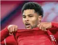  ?? Foto: dpa ?? Serge Gnabry fällt mit einem positiven Covid‰19–Test aus – und seine Kollegen dürfen trotzdem spielen.