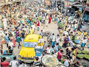  ??  ?? STREET LIFE‘Calcutta’s strangenes­s was truly strange’