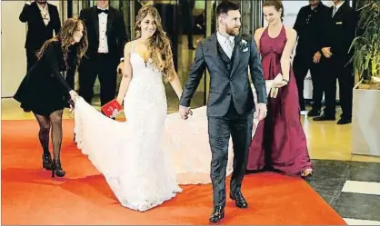  ?? GABRIEL ROSSI / GETTY ?? Leo Messi y Antonella Rocuzzo se casaron el pasado 30 de junio en Rosario, Argentina