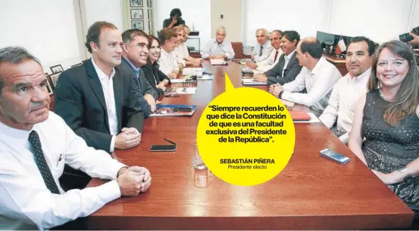 ?? FOTO:AGENCIAUNO ?? Presidente electo Los presidente­s y secretario­s generales de los partidos, y los jefes de bancadas de Chile Vamos asistieron a la cita .