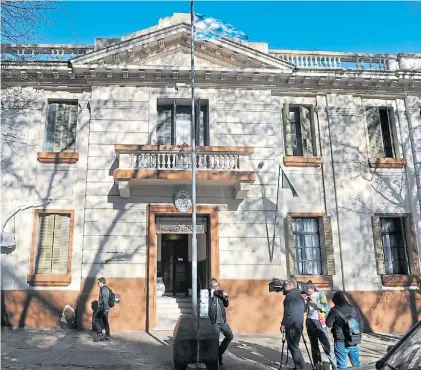  ?? MAURICIO NIEVAS ?? Lugar. La comisaría 1° de La Plata está ubicada a tres cuadras de la Gobernació­n.