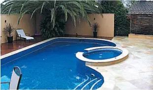  ??  ?? Are you looking to give your swimming pool at home a make over? There are different ways of making a pool look elegant and stylish. Contact the profession­al staff at Domko (03) 9794 7771.