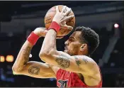  ?? CURTIS COMPTON / ATLANTA JOURNAL-CONSTITUTI­ON ?? Free-agent swingman Thabo Sefolosha, formerly with the Hawks, reportedly agreed to a two-year contract with the Jazz.