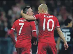  ??  ?? Robbery: When Franck Ribery and Arjen Robben hang up their boots, young stars waiting to fill them. Photo: Boris Streubel/getty Images