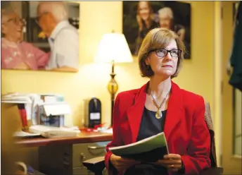  ?? CP PHOTO ?? Seniors advocate Isobel Mackenzie is photograph­ed at her office in Victoria. Skyrocketi­ng rents and dwindling affordable-housing units in Vancouver are driving seniors to the brink of homelessne­ss, forcing some to couch surf, seek roommates or even...