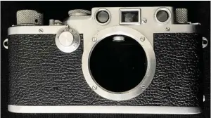  ?? BILD: SN/CATAWIKI ?? Mit dieser Leica M2 schoss Alberto Korda sein Che-Bild.