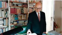  ??  ?? Vassilis Papadopoul­os’ career in the Greek diplomatic corps provided him with the ideal vantage point from which to observe and interpret how award-winning poet Giorgos Seferis’s own diplomatic career influenced his work.