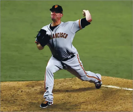  ?? DERRICK TUSKAN — THE ASSOCIATED PRESS ?? Giants relief pitcher Jake McGee has already given fans and teammates some gray hairs with shaky pitching.