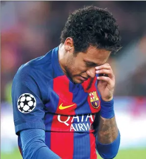  ?? ALBERT GEA / REUTERS ?? Barcelona’s Neymar looks dejected after the UEFA Champions League quarterfin­al, second-leg match against Juventus at Camp Nou in Barcelona on Wednesday. The match ended 0-0 as Juve advanced to the semifinal 3-0 on aggregate.