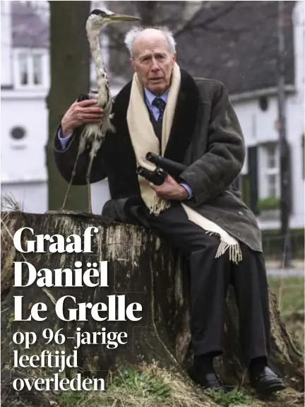  ?? FOTO RR ?? Graaf Daniël Le Grelle hield als natuurlief­hebber ieder jaar de reigers van het Reigersbos in het oog. De graaf bij een ontmoeting koning Boudewijn.met