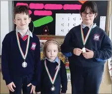  ??  ?? Darragh Kennedy, Kitty Sheehan and Emma Vanhoove, who came second.
