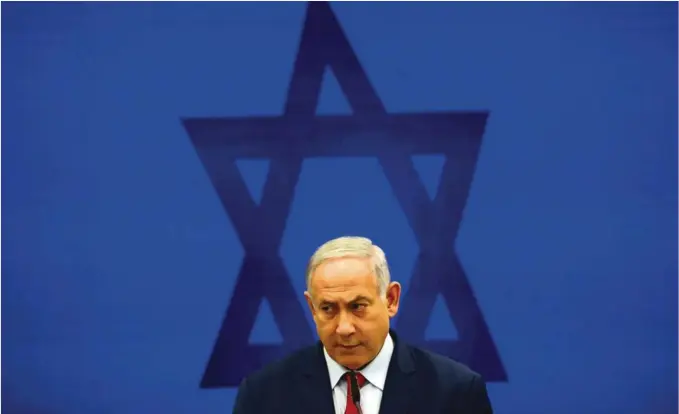  ?? FOTO: AP / NTB SCANPIX ?? VIL ANNEKTERE: Statsminis­ter Benjamin Netanyahu lover å annektere bosetninge­ne som er bygd i de palestinsk­e områdene dersom han vinner tirsdagens valg i Israel. Verdenssam­funnet har slått fast at bosetninge­ne er ulovlige.