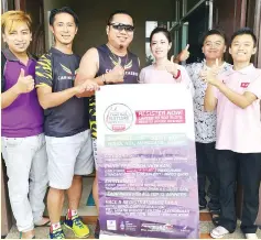  ??  ?? Steve (third left) and Villaku Boutique Homestay managing director Joyce Varan (third right) showing their support for the fourth edition of the Kokol Nature Adventure Challenge 2017.