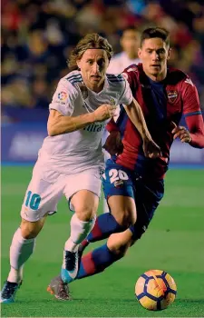  ?? AFP ?? Sasa Lukic, 21 anni, qui con la maglia del Levante contro Modric