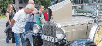  ?? FOTO: KHB ?? Richtige Schätze konnten bei den Ehinger Oldtimerta­gen begutachte­t werden.