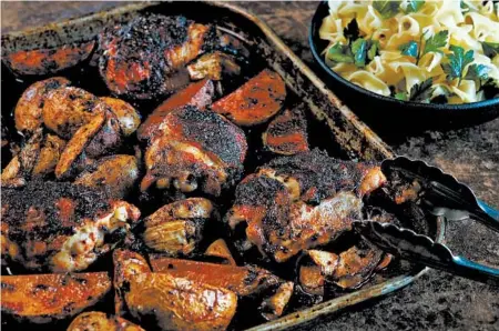  ?? ABEL URIBE/CHICAGO TRIBUNE; SHANNON KINSELLA/FOOD STYLING ?? Using a sheet pan to make chicken paprikash updates the dish’s flavor and makes cleanup a snap.