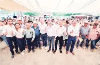  ?? ?? Gran apoyo en San Juan de Sabinas, recibieron los candidatos Óscar Ríos, Miguel Riquelme y Theo Kalionchis.