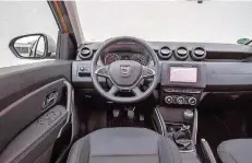  ?? FOTO: DACIA ?? Das Cockpit des Duster macht einen eher schlichten Eindruck.