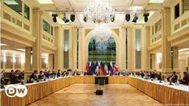  ??  ?? Verhandlun­gsrunde in Wien: Wie könnte eine Rückkehr zum Abkommen aussehen?