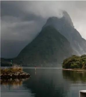  ??  ?? TOP & RIGHT From adventure travellers to those with a love of wildlife and natural beauty you cannot go past the breathtaki­ng offering that is Milford Sound. Heron photo Caleb Bloxham. Kayaking photo Roscoe Price.