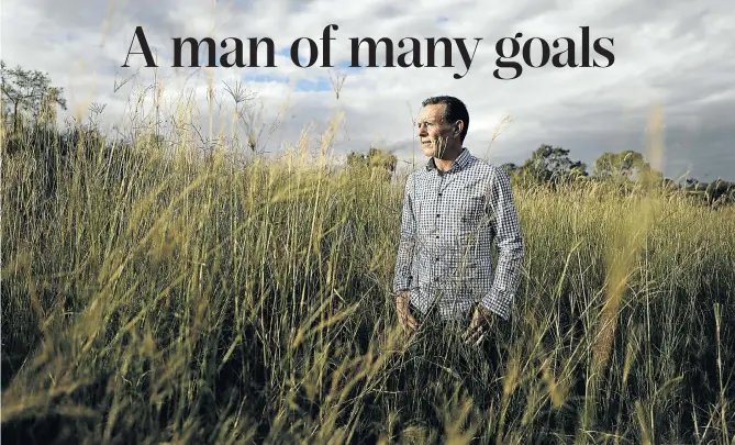  ?? Picture: Alon Skuy ?? Joel Stransky surveys the veld in Johannesbu­rg. He is involved in a charity initiative to help disadvanta­ged children get their eyes tested and receive spectacles if necessary.