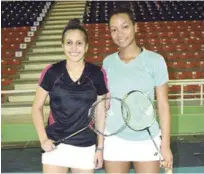  ?? FUENTE EXTERNA ?? Bermary Polanco y Nairobi Jiménez, ganadoras de medalla de bronce en dobles femeninos Open de Bádminton.