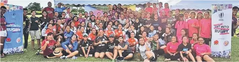  ??  ?? Women players at the end of the recent Hornbill 10’s tournament.