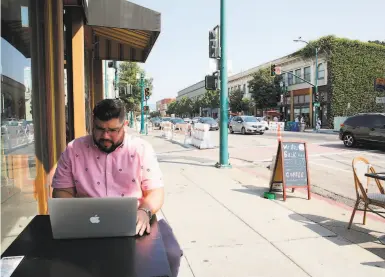  ?? Yalonda M. James / The Chronicle ?? Zack Sutter is back at work at his old job at San Francisco’s Turo after almost four months of being laid off.