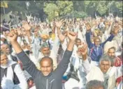 ?? SANJEEV VERMA/HT FILE ?? ■ Supporters of the All India Jat Arakshan Sangrash Samiti during a protest in New Delhi on December 21, 2018.