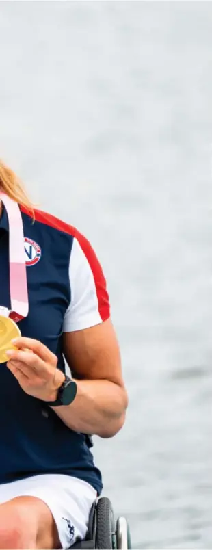  ?? Foto: Torstein Bøe ?? Birgit Skarstein tok gull i roing i Tokyo-paralympic­s. Sponsorer og organisasj­oner som Stiftelsen Vi har vaert viktige for hennes suksess.