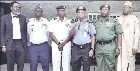  ??  ?? L-R: Lagos State Attorney General and Commission­er for Justice, Mr. Moyo Onigbanjo; Commander, 651 Base Services Group, Ikeja, Air Commodore Sunday Makinde; Commander, Nigeria Navy Ship (NNS) Beecroft, Apapa, Commodore Ibrahim Aliyu; Lagos State Commission­er of Police, Mr. Zubair Mauzu; Commander, 9 Brigade, Ikeja Army Cantonment, Brigadier General Etsu Ndagi and Director, Department of State Services (DSS), Mr. Abdulfatai Sanusi during a media update after the State Security Council meeting presided by Governor Babajide Sanwo-Olu at Lagos House, Alausa, Ikeja…weekend