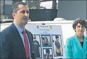  ?? Sandra Dibble San Diego Union-Tribune ?? DAVID SHAW of ICE and Anne Maricich of Customs and Border Protection talk to reporters.