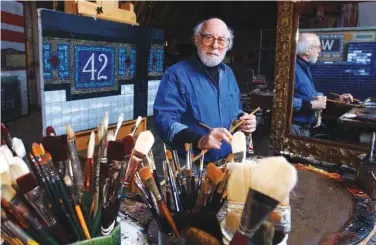  ??  ?? Daniel Greene in his studio. Opposite page: Robert Beverly Hale (detail), pastel on wood, 50 x 36" (127 x 91 cm)