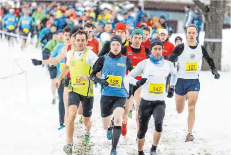  ?? FOTO: ROLF SCHULTES ?? Wie 2015 wird es auch in diesem Jahr beim Crosslauf in Bad Waldsee über eine schneebede­ckte Strecke gehen.