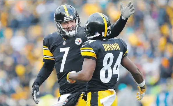  ?? JUSTIN K. ALLER / GETTY IMAGES ?? Steelers QB Ben Roethlisbe­rger, playing with a hurt ankle now, and receiver Antonio Brown, may have just enough to win in Kansas City in this toss-up game.