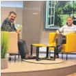  ?? FOTO: REGIO TV ?? Horst Riess (links) mit Moderator Tobias Baunach.