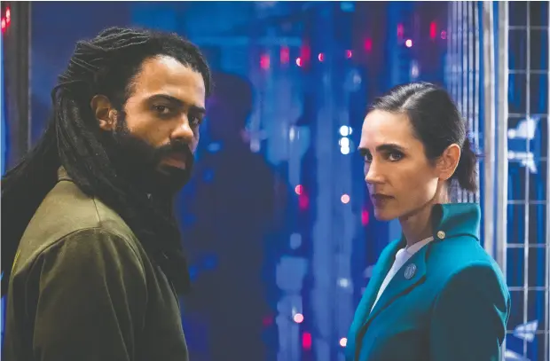  ?? Netflix ?? Daveed Diggs, left, stars as Andre Layton and Jennifer Connelly is Melanie Cavill in Snowpierce­r, a series based on Bong Joon Ho’s 2013 movie.