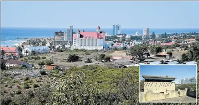  ?? Pictures: EUGENE COETZEE ?? SCARCE COMMODITY: The view from the property on Brookes Hill. Inset is the World War 2 observatio­n post