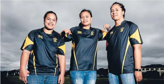  ?? Photo: MAARTEN HOLL ?? Just like Jerry: Former All Black Jerry Collins’ family are now doing Wellington proud – from left, Mary-Ann Collins (cousin), Brenda Collins and Helen Collins.