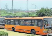  ?? SONU MEHTA/HT FILE PHOTO ?? Of the total over 5,000 public buses in Delhi, around 2,000 are run under the cluster scheme.