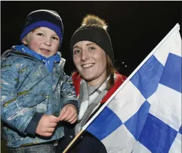  ??  ?? Cathal O’Mahony and Niamh Murphy thrilled with the Knocknagre­e triumph.