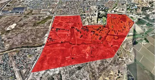  ??  ?? LUXURY SPRAWL: To build Haasendal Estate, the City plans to dispose of 38.5 hectares of City-owned land (Kuils River Golf Course).