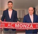  ?? BUZZI ?? Il primo acquisto Andrea Ranocchia, 34 anni, con l’a.d. del Monza Adriano Galliani, 77