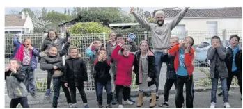  ??  ?? Le centre enfance et jeunesse a fait le plein d’activités pour les vacances.